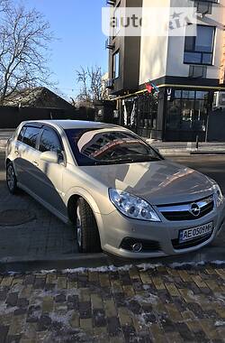 Хэтчбек Opel Signum 2008 в Кривом Роге