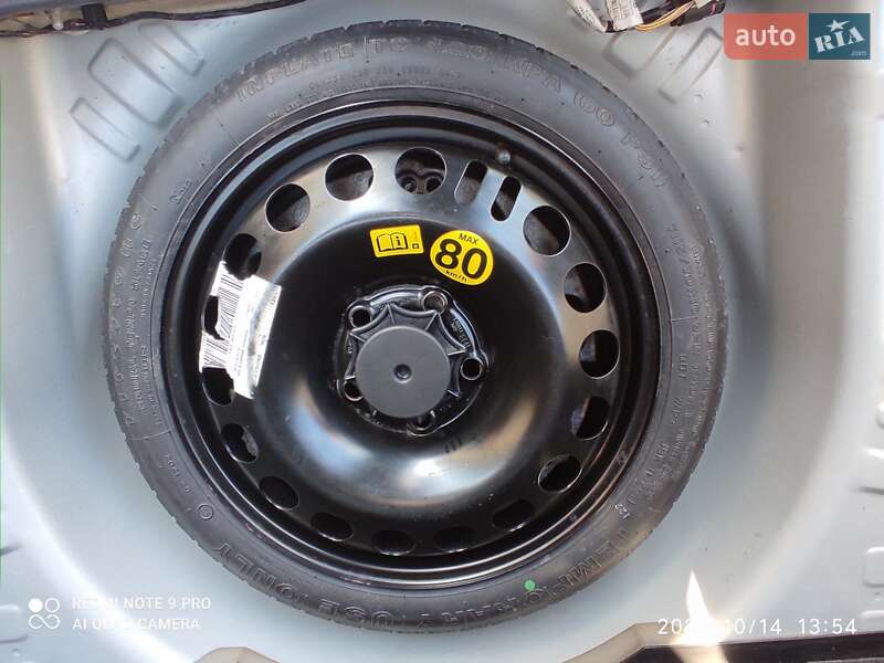 Хэтчбек Opel Signum 2006 в Казатине