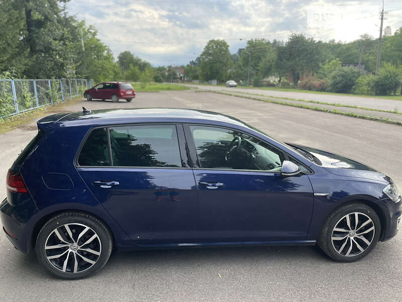 Хетчбек Opel Signum 2006 в Львові