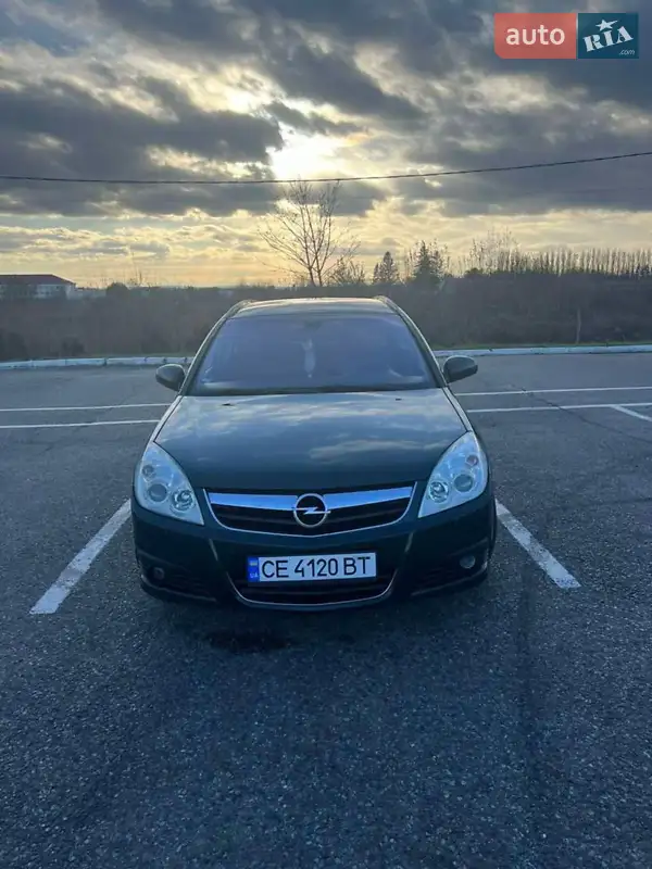 Opel Signum 2005