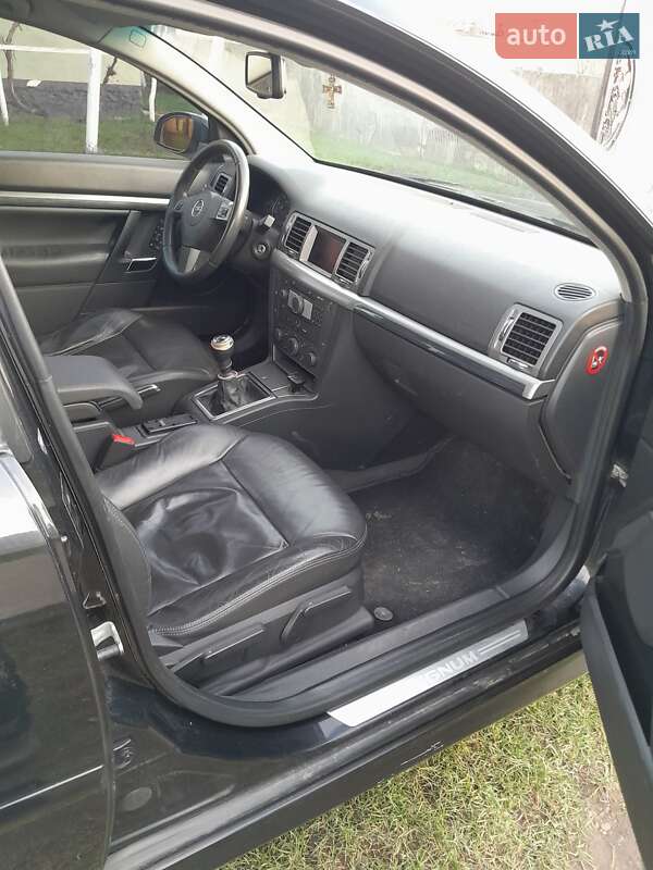 Хэтчбек Opel Signum 2007 в Черновцах