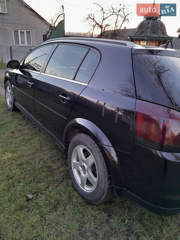 Хэтчбек Opel Signum 2007 в Черновцах