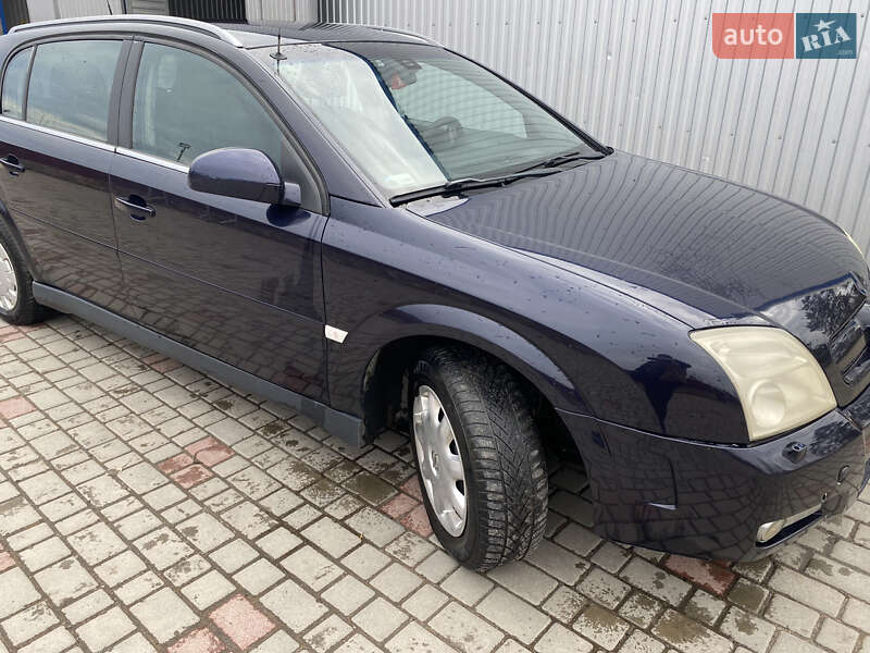 Хэтчбек Opel Signum 2003 в Ровно