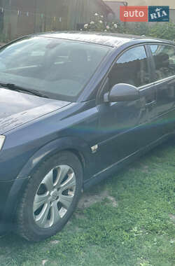 Хэтчбек Opel Signum 2005 в 