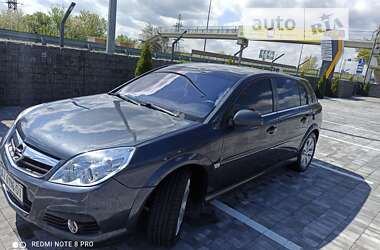 Хэтчбек Opel Signum 2007 в Киеве