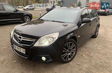 Хэтчбек Opel Signum 2007 в Киеве