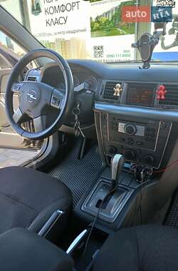 Хэтчбек Opel Signum 2005 в 