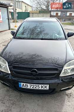 Хэтчбек Opel Signum 2005 в 