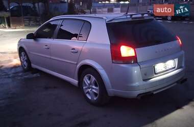 Хэтчбек Opel Signum 2003 в Луцке