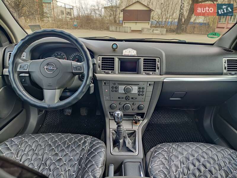 Хетчбек Opel Signum 2006 в Сумах фото 11 Хетчбек Opel Signum 2006 в Сумах