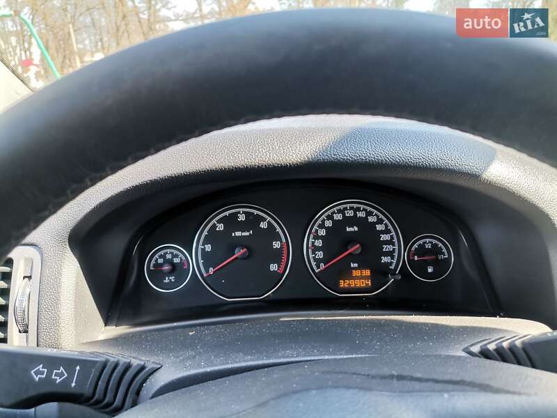 Хэтчбек Opel Signum 2006 в Костополе