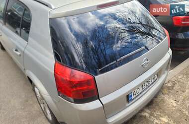 Хэтчбек Opel Signum 2005 в 
