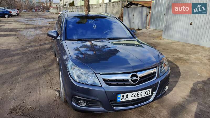 Хэтчбек Opel Signum 2007 в Киеве