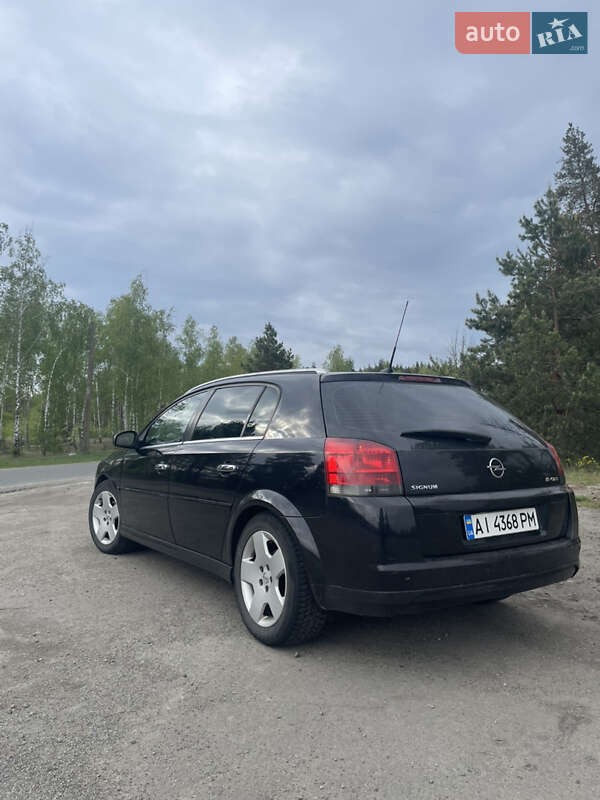 Хэтчбек Opel Signum 2006 в Киеве