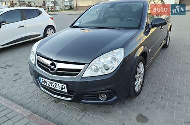 Хэтчбек Opel Signum 2008 в Звягеле
