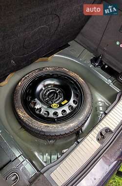 Хэтчбек Opel Signum 2008 в 