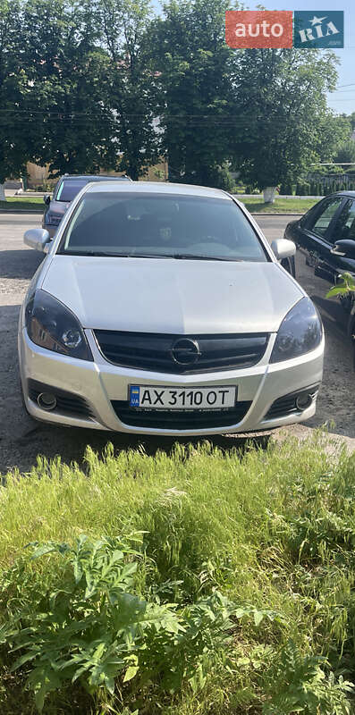 Opel Signum 2008