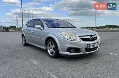 Хэтчбек Opel Signum 2008 в 