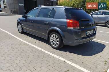 Хэтчбек Opel Signum 2008 в 