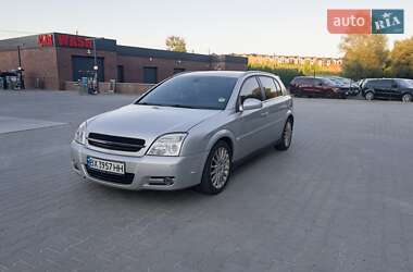 Хэтчбек Opel Signum 2003 в Староконстантинове