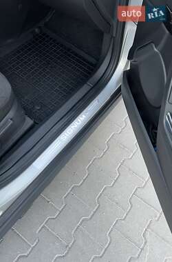 Хэтчбек Opel Signum 2003 в 