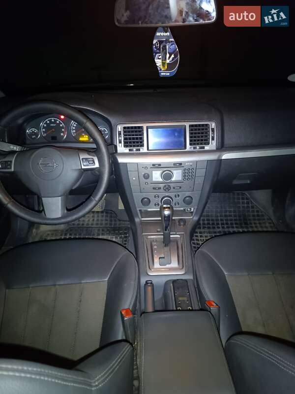 Хетчбек Opel Signum 2007 в Лисянці