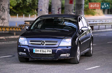 Хэтчбек Opel Signum 2004 в 