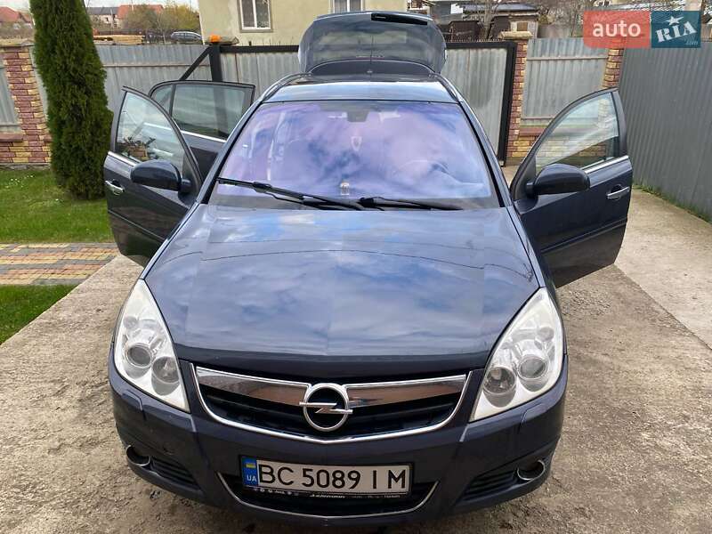 Opel Signum 2007