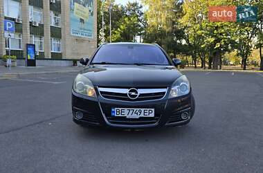 Хетчбек Opel Signum 2005 в 
