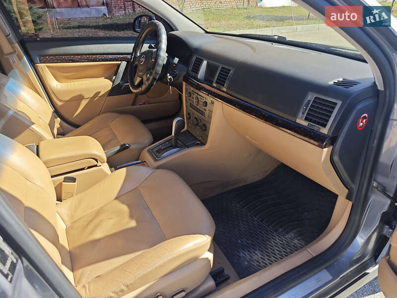Хетчбек Opel Signum 2004 в Кропивницькому