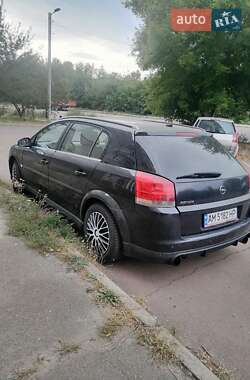 Хетчбек Opel Signum 2003 в 
