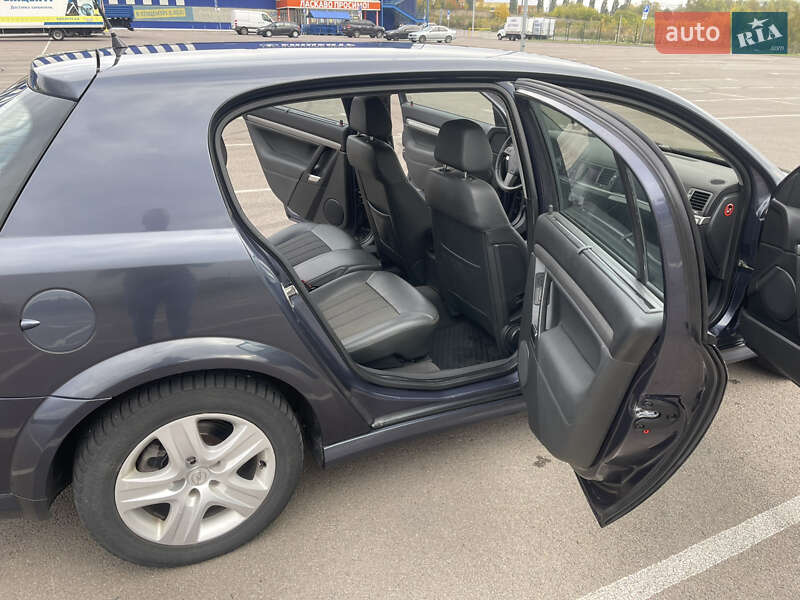 Хэтчбек Opel Signum 2007 в Ровно фото 8 Хэтчбек Opel Signum 2007 в Ровно