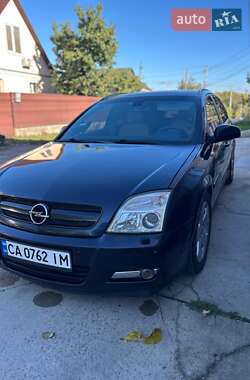 Хэтчбек Opel Signum 2003 в 