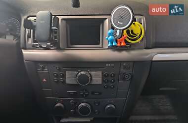 Хетчбек Opel Signum 2007 в 