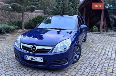 Хэтчбек Opel Signum 2007 в Львове