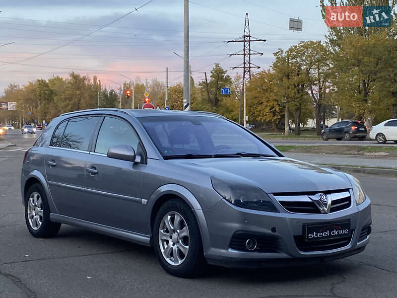 Хетчбек Opel Signum 2007 в Миколаєві