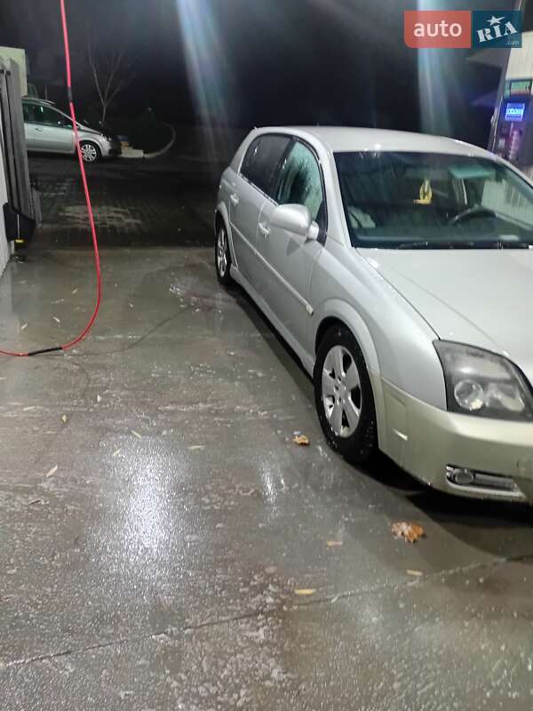 Хэтчбек Opel Signum 2003 в Одессе