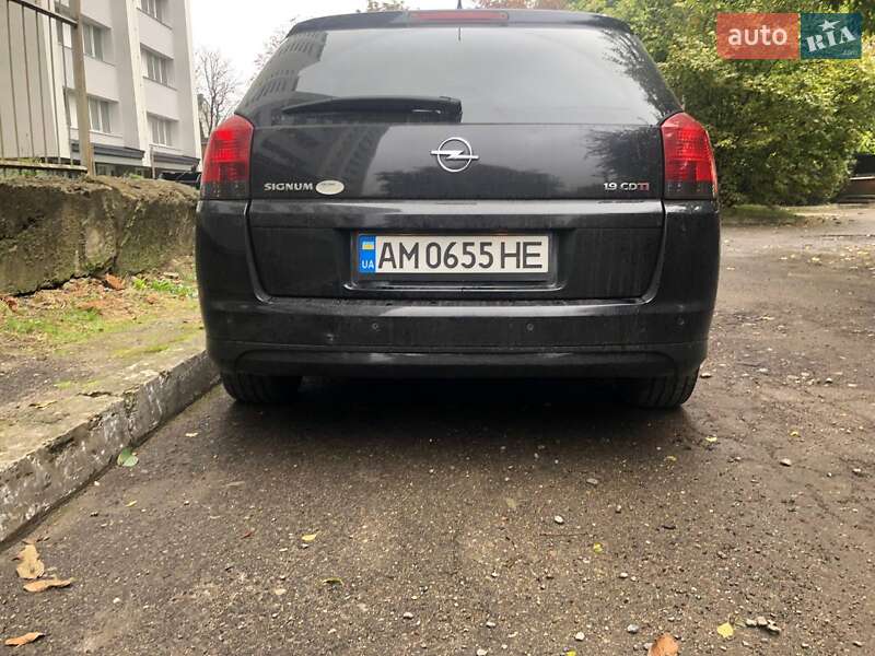 Хетчбек Opel Signum 2008 в Львові