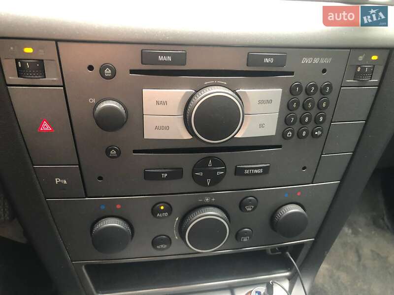 Хетчбек Opel Signum 2008 в Львові