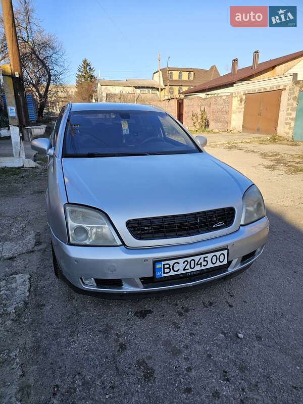 Opel Signum 2003