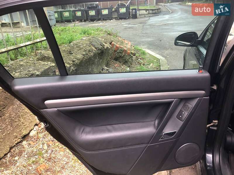 Хэтчбек Opel Signum 2008 в Львове