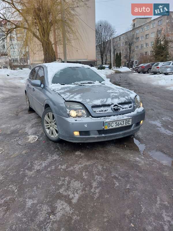 Opel Signum 2003