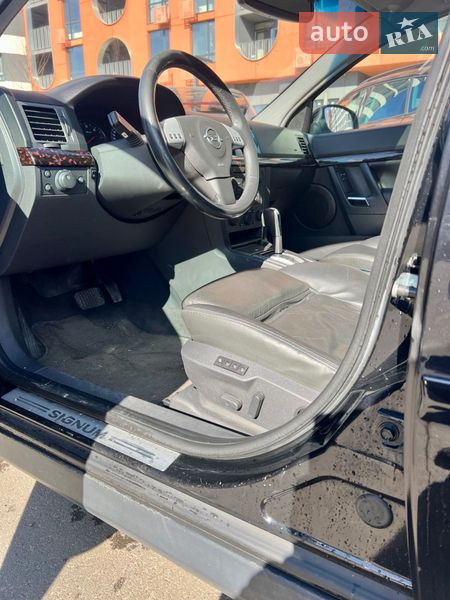 Хэтчбек Opel Signum 2004 в Киеве