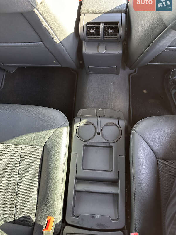 Хэтчбек Opel Signum 2008 в Святопетровское фото 28 Хэтчбек Opel Signum 2008 в Святопетровское