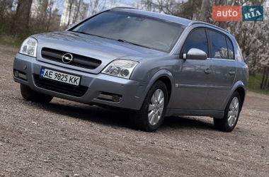 Хэтчбек Opel Signum 2003 в Кривом Роге