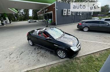 Кабриолет Opel Tigra 2005 в Сторожинце