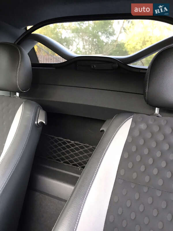 Кабриолет Opel Tigra 2007 в Теребовле