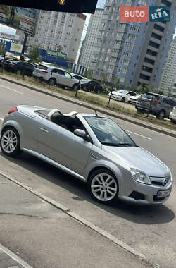 Кабриолет Opel Tigra 2004 в Киеве