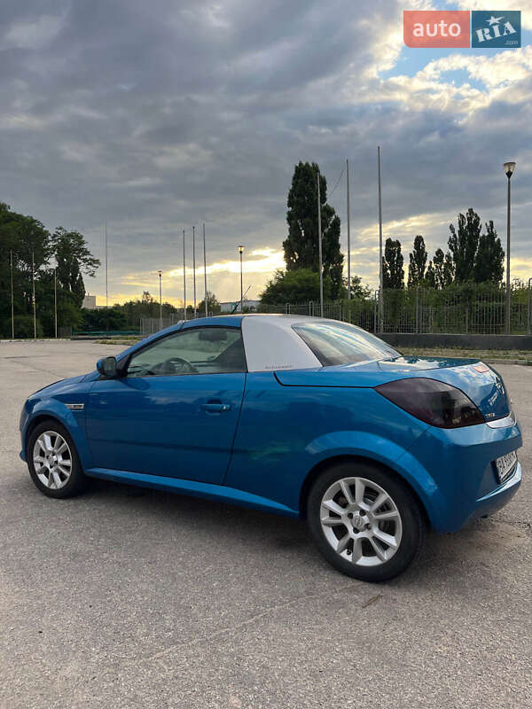 Кабриолет Opel Tigra 2005 в Киеве