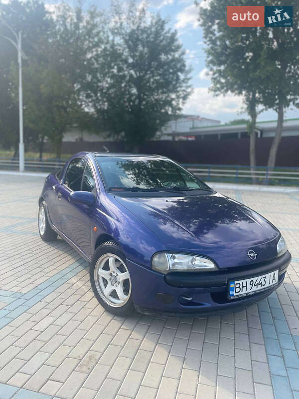 Купе Opel Tigra 1996 в 